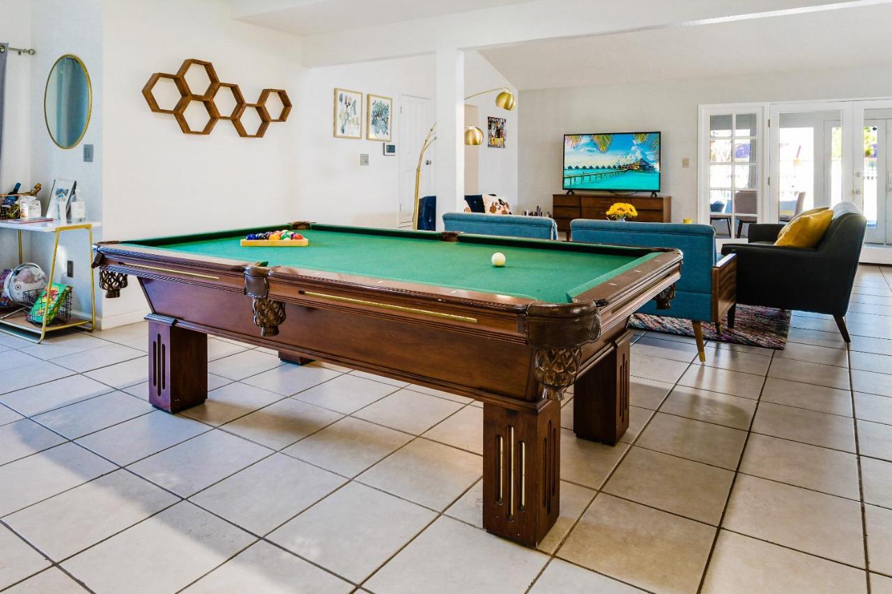 Desert Pool House: Sun, Swim, Sip & Stay インディオ エクステリア 写真